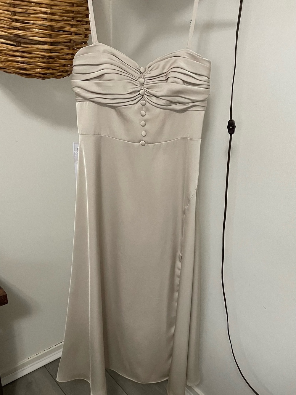 Azazie Jenise Elegant Champagne Satin Spaghetti-Strap Dress NWT